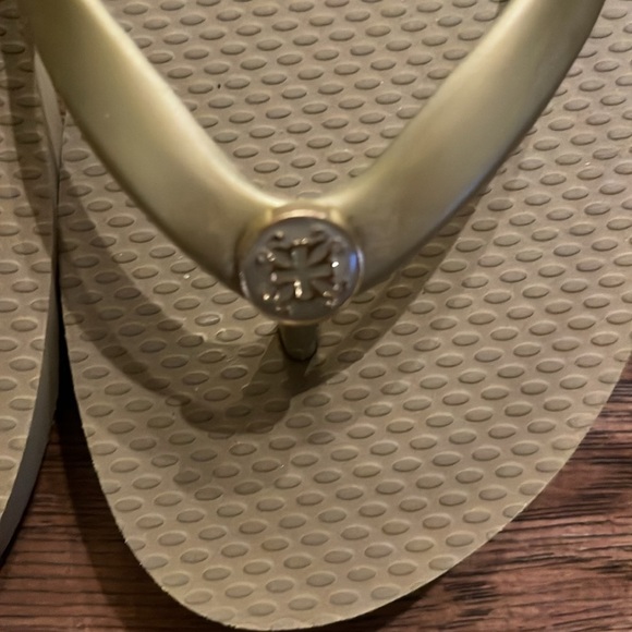 Rustic Cuff Flip Flops - Picture 3 of 5